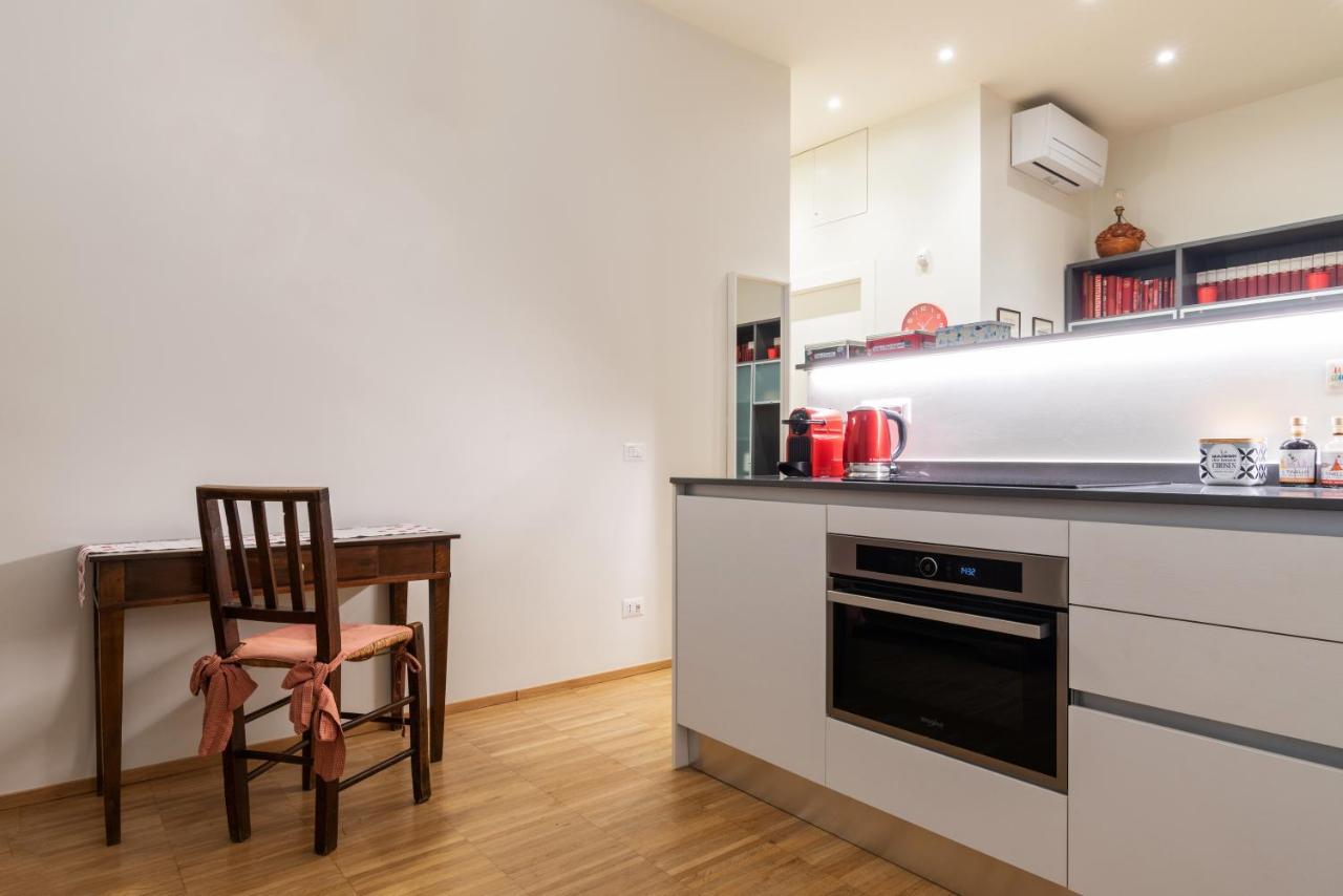 La Casa Colorata - Flats In Milan - Bocconi Leilighet Eksteriør bilde