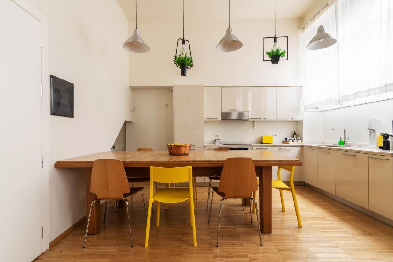 La Casa Colorata - Flats In Milan - Bocconi Leilighet Eksteriør bilde