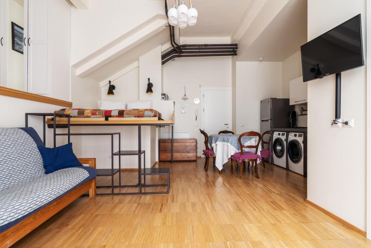 La Casa Colorata - Flats In Milan - Bocconi Leilighet Eksteriør bilde